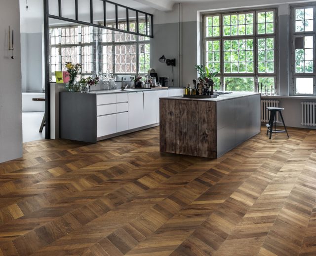 Dark Brown Oiled Oak Chevron Parquet Flooring - Image 5