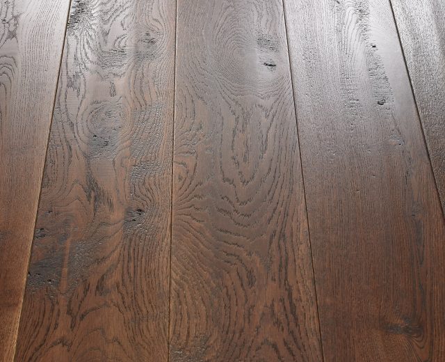 Big Earth Stained Oak Handscraped Brushed UV Oiled Engineered Hardwood Flooring - Image 2