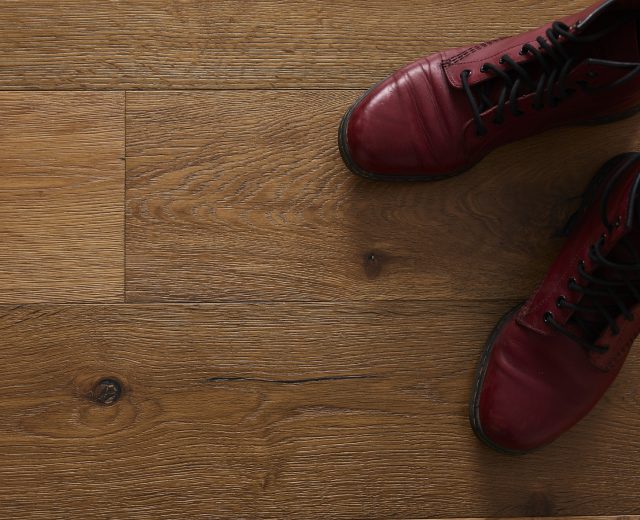 Châteauroux Oak Smoked Brushed Oiled Hardwood Flooring - Image 3