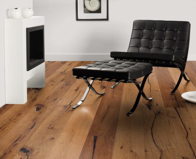 Nebraskan Oak Extra Rustic Brushed Natural Oiled Hardwood Engineered Wood Flooring - Image 4