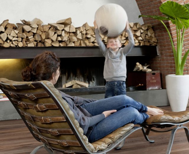 Alaskan Smoked Oak Rustic Brushed Oiled Handscraped Engineered Hardwood Flooring - Image 2