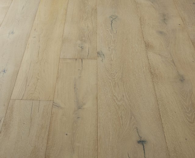 Brechin Oak Brushed Rustic Lime Dual-Width Engineered Hardwood Flooring - Image 5