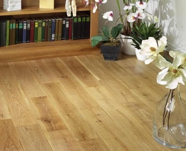 Oak 150mm Lacquered Hardwood Flooring - Image 4