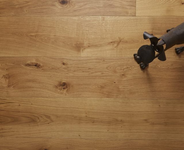 French Barn European Natural Oak Heavy Duty UV Oiled 240mm Engineered - Image 4