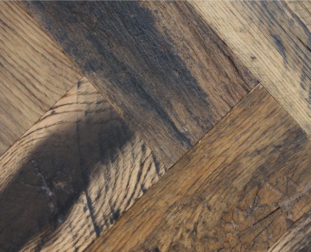 Baroque Oak Hardwax Oiled Reclaimed Herringbone Parquet Engineered Hardwood Flooring - Image 3