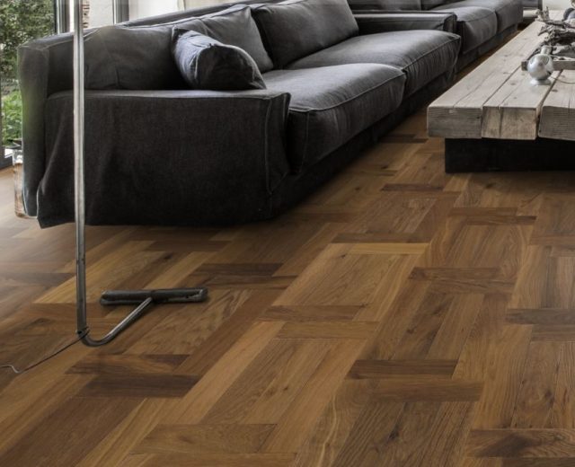 Veneto Castle Fumed Oak Brushed Oil Engineered Venetian Parquet - Image 3