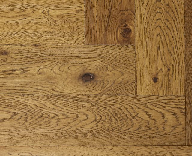 Antique Rustic Oak Oiled Hand-scraped Herringbone Engineered Parquet Block - Image 2