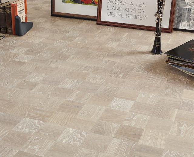 Vienna Stained Oak Small Cube Block Parquet Flooring - Image 3