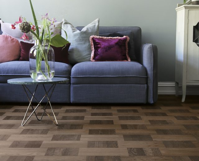 Bavarian Stained Oak Drie-Vier Dutch Weave- Parquet Flooring - Image 2
