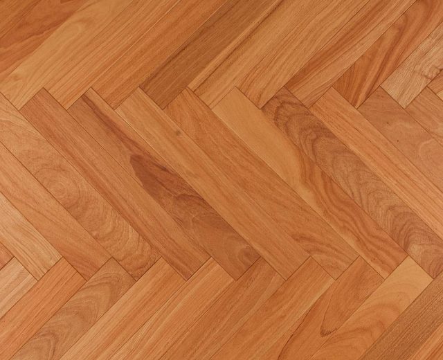 Doussie Prime 500mm Parquet Block - Herringbone