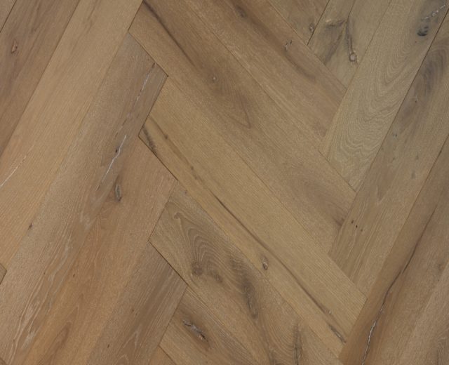 Edinburgh Rustic Oak  Brushed & Matt Lacquered Engineered Herringbone Wood Flooring - Image 3